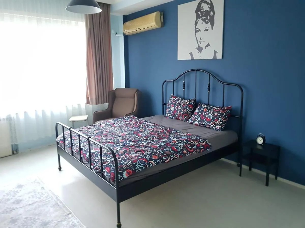 kontakty Vip Sisli Square Central House